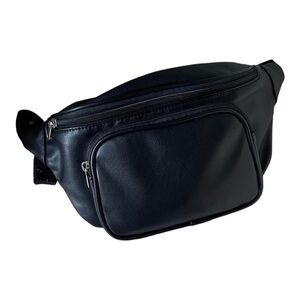 Wild fable. Fanny pack.